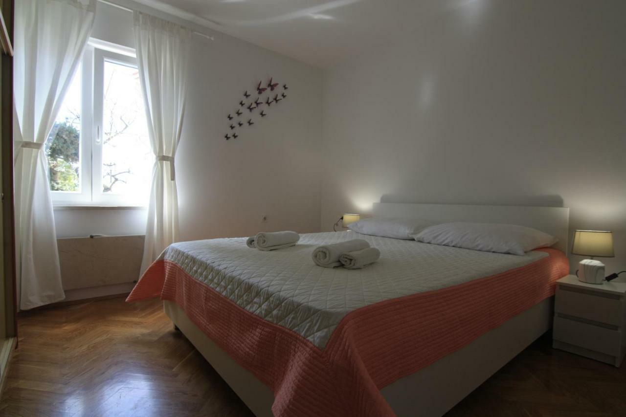 Apartmani Gordana Малий Лошинь Екстер'єр фото